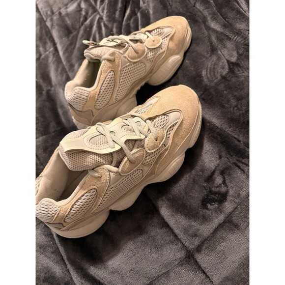adidas Yeezy 500 Salt Beige Low Top Mesh Lace-Up Sneakers EE7287 SZ 7 main image 4